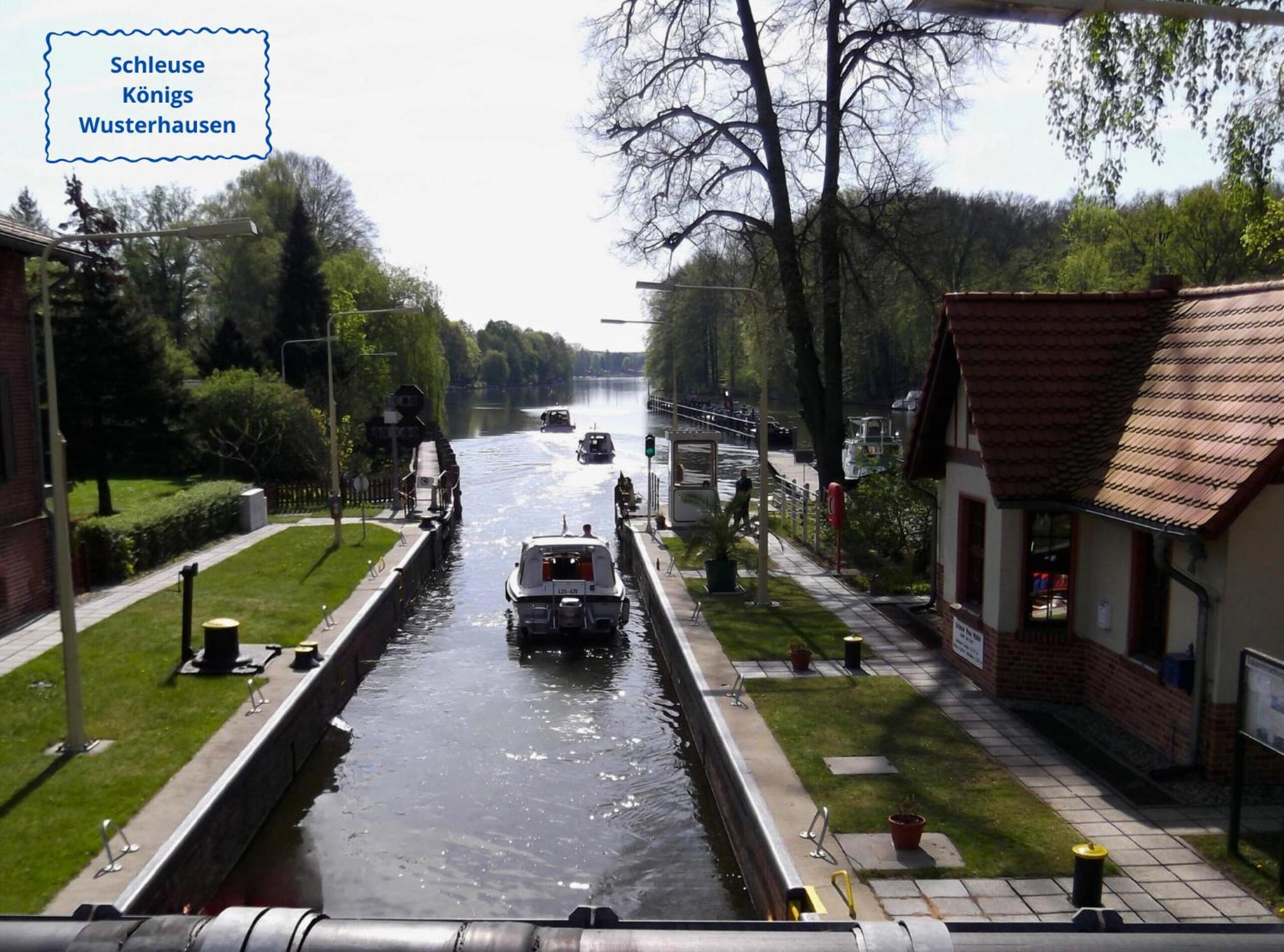 Relaxrefugium Luxus - Kueche, Arbeitsplaetze, Stellplatz & Komfort Fuer Bis 6 Gaeste Koenigs Wusterhausen Bagian luar foto
